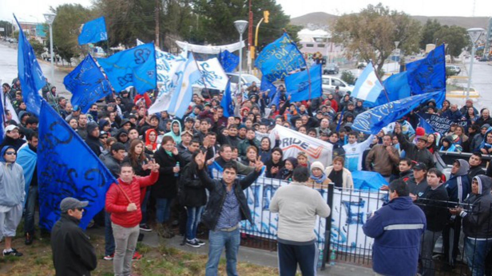 Tras su liberación, Vidal criticó a “los caranchos que quisieron apoderarse del gremio” petrolero